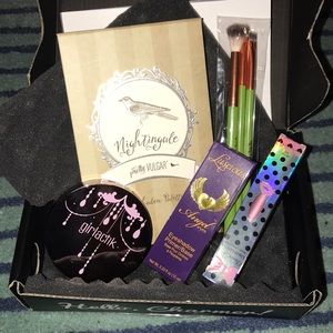 Boxy charm